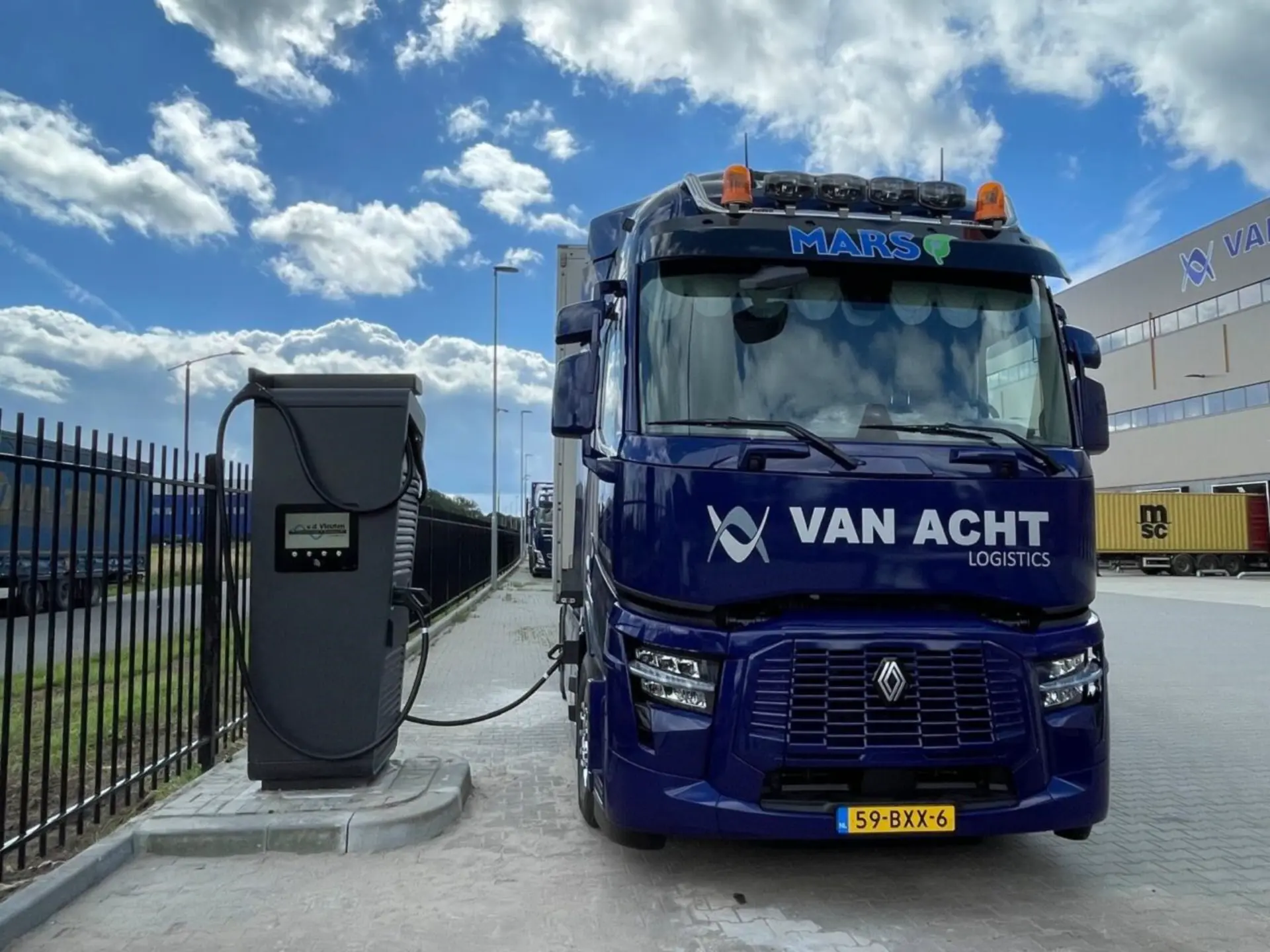 project_van_acht_logistics_lanova